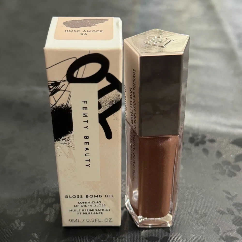 Fenty Beauty Gloss Bomb Oil - Rose Amber Shade